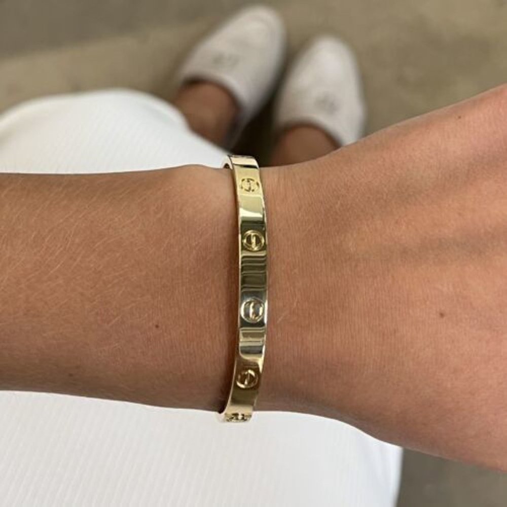 Cartier Love Bracelet 18K Yellow Gold Size 16 New Style - Picture 3 of 7